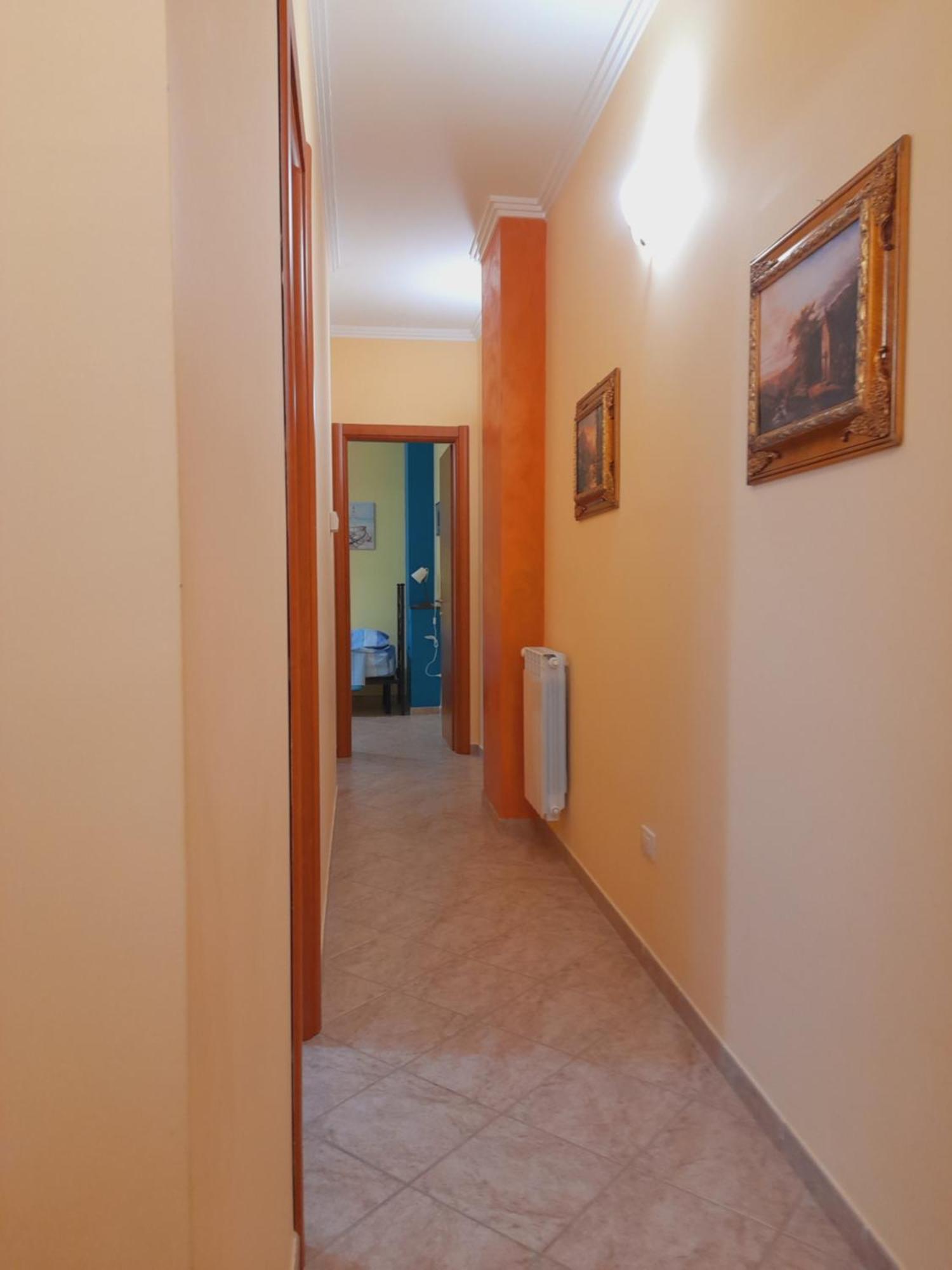 Al Cortile Del Pozzo Appartement Delia Buitenkant foto